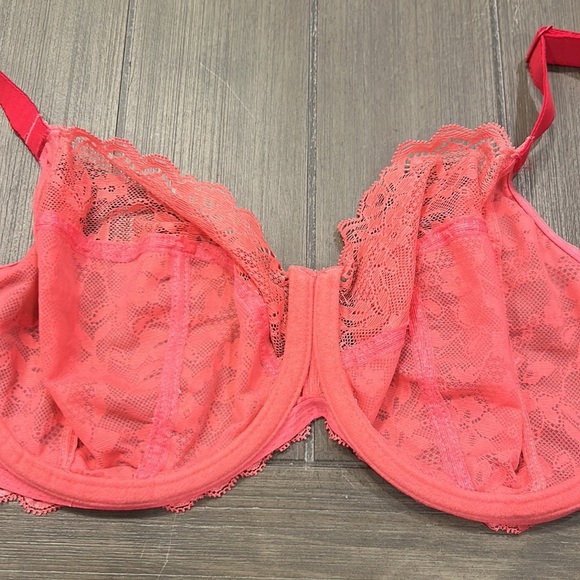 Freya Underwire Unlined Lace Bra - Picture 9 of 10